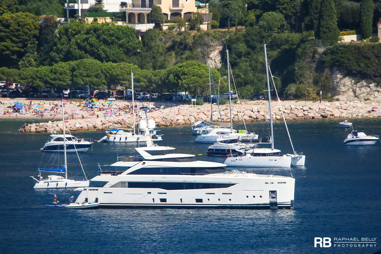SERENITY Yacht • Mondomarine • 2015 • Proprietário Bahraini Millionaire