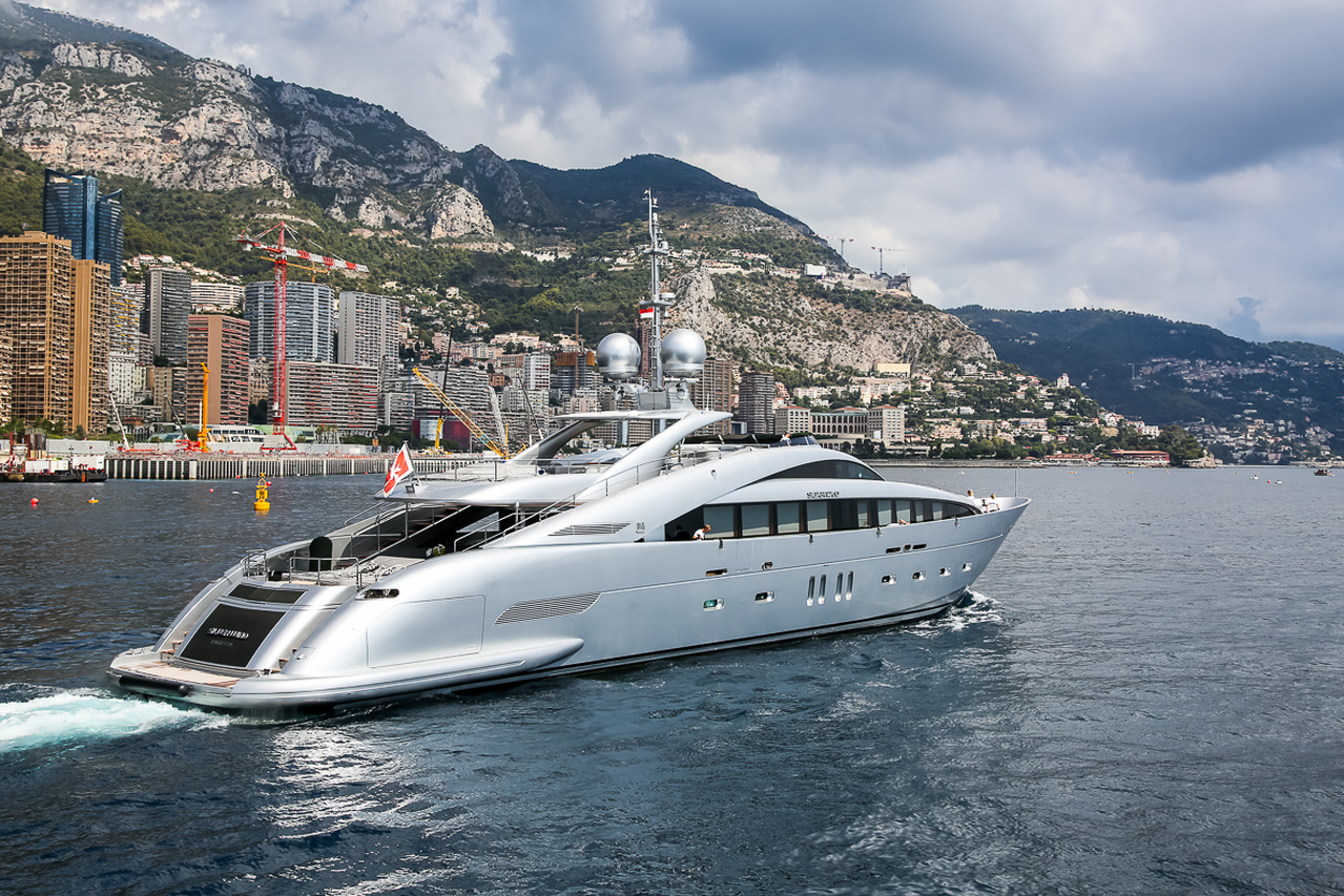 SILVER WIND Yacht • ISA Yachts • 2014 • Owner Italian Millionaire