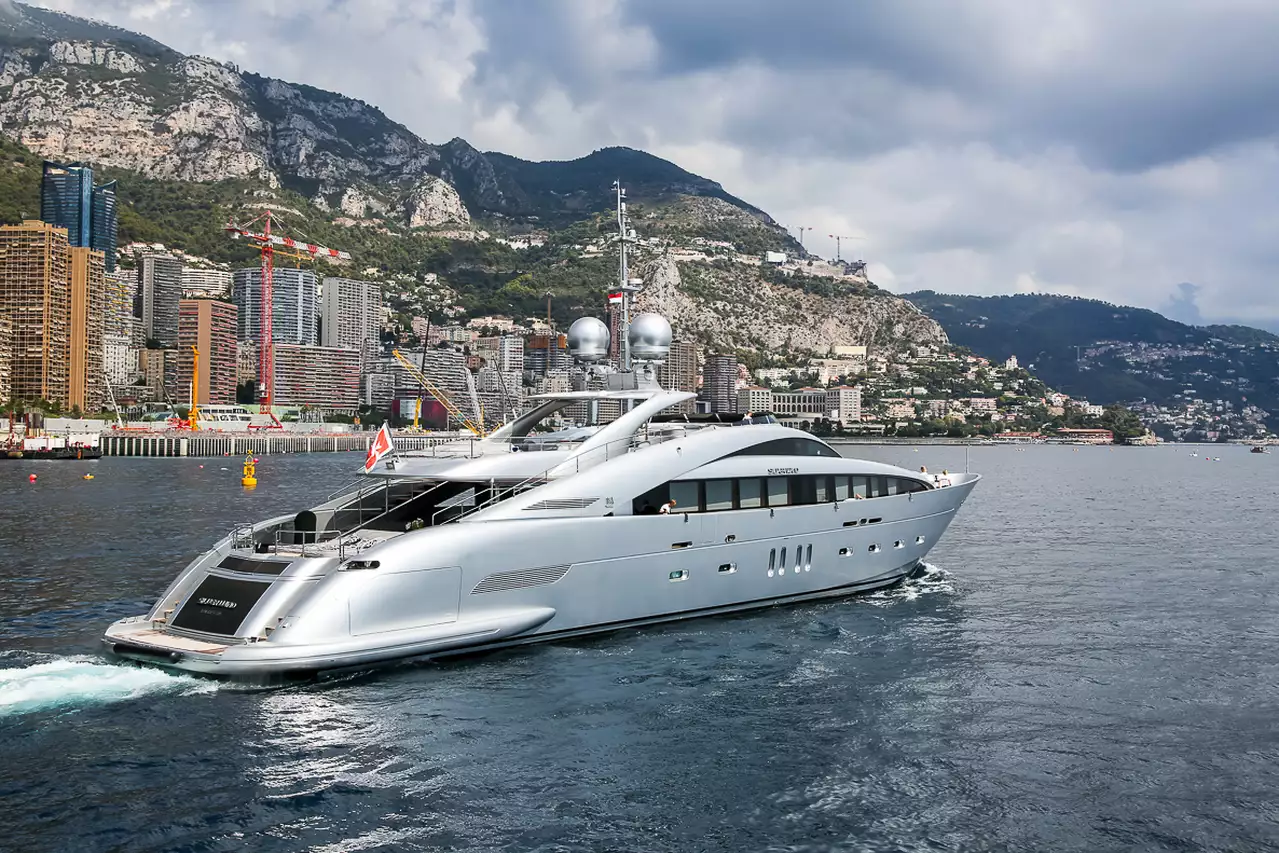 SILVER WIND Yacht • ISA Yachts • 2014 • Besitzer italienischer Millionär