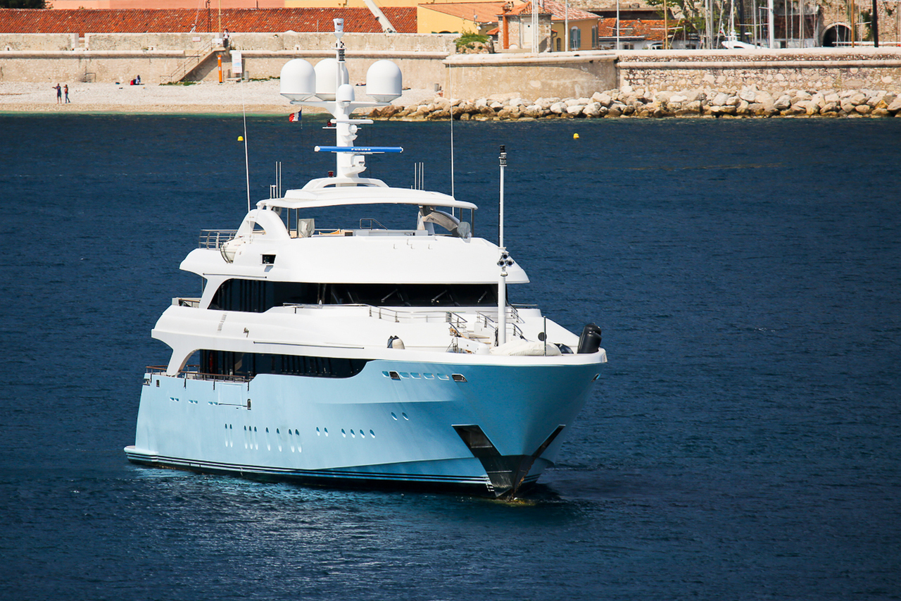 VERTIGO Yacht • Golden Yachts • 2007 • Propriétaire Millionnaire basé dans la région du Golfe