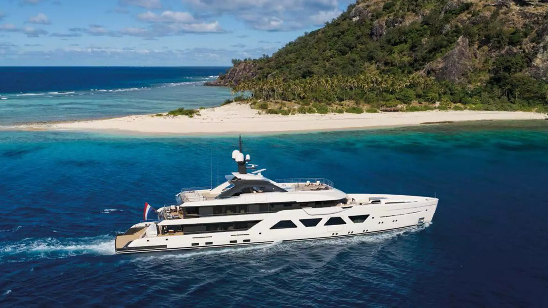 ENTOURAGE Yacht • Amels 60 • 2022 • Besitzerin Elly Reisman