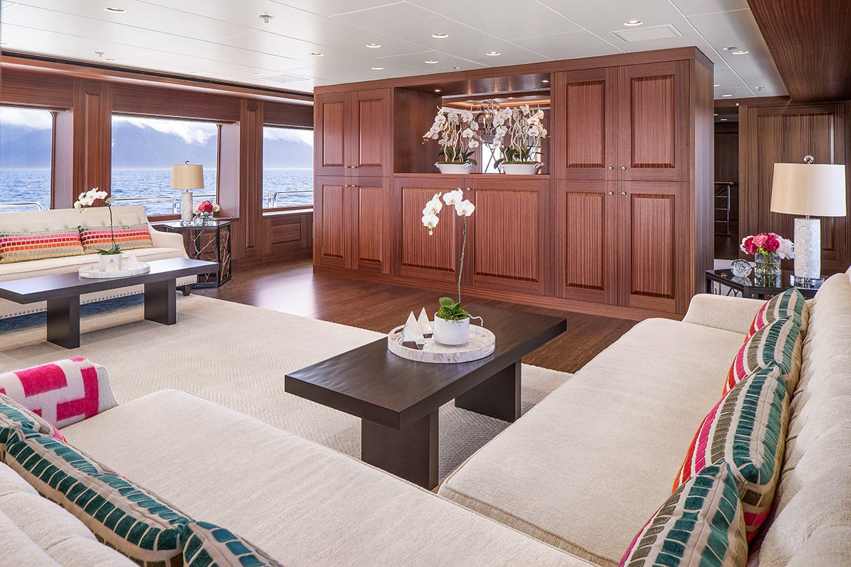 Intérieur du yacht ENDLESS SUMMER de Delta Marine