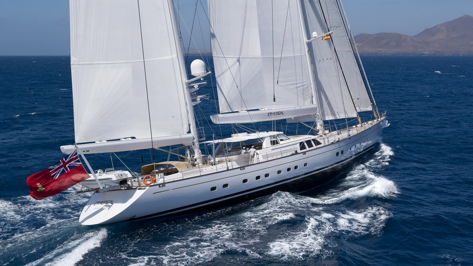 bill-joy-net-worth-1-billion-house-yacht-private-jet