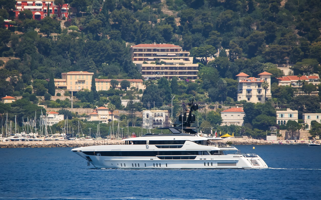 KD Yacht • San Lorenzo • 2018 • Propriétaire Kiril Domuschiev