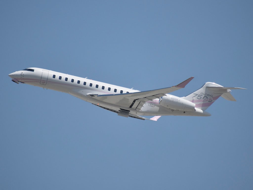 N810KJ Bombardier Global 7500 Kylie Jenner private jet