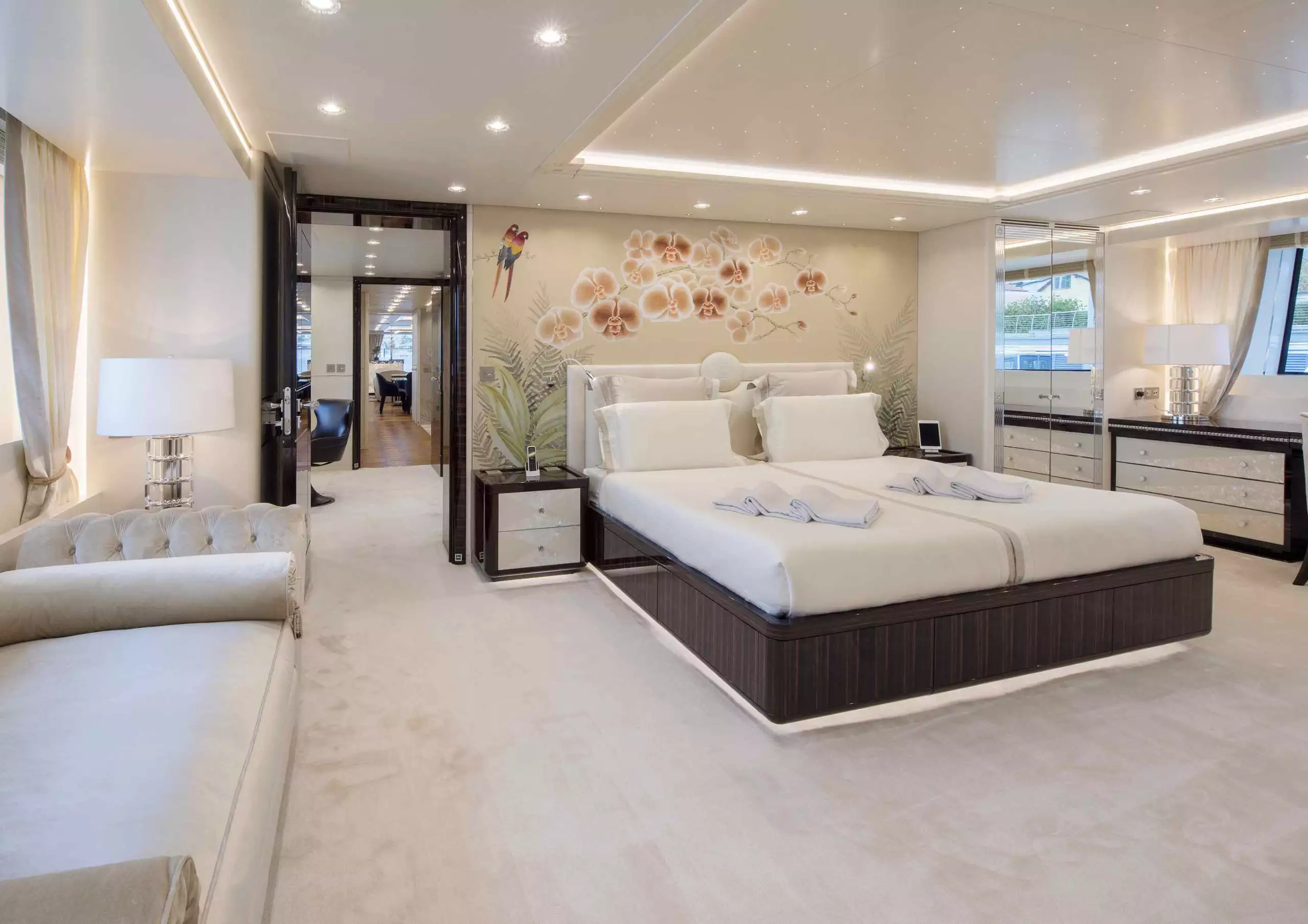 San Lorenzo yacht KD interior 