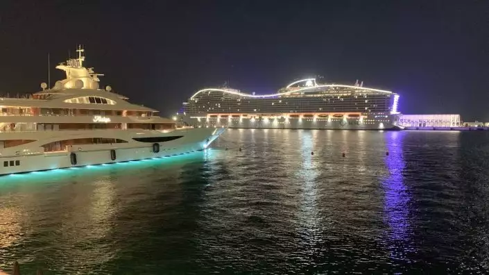 ALAIYA Yacht • Lurssen • 2019 • ਮੁੱਲ $300M • ਮਾਲਕ ਲਕਸ਼ਮੀ ਮਿੱਤਲ