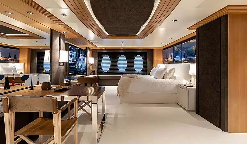 Amels yacht LIGHTNING interior