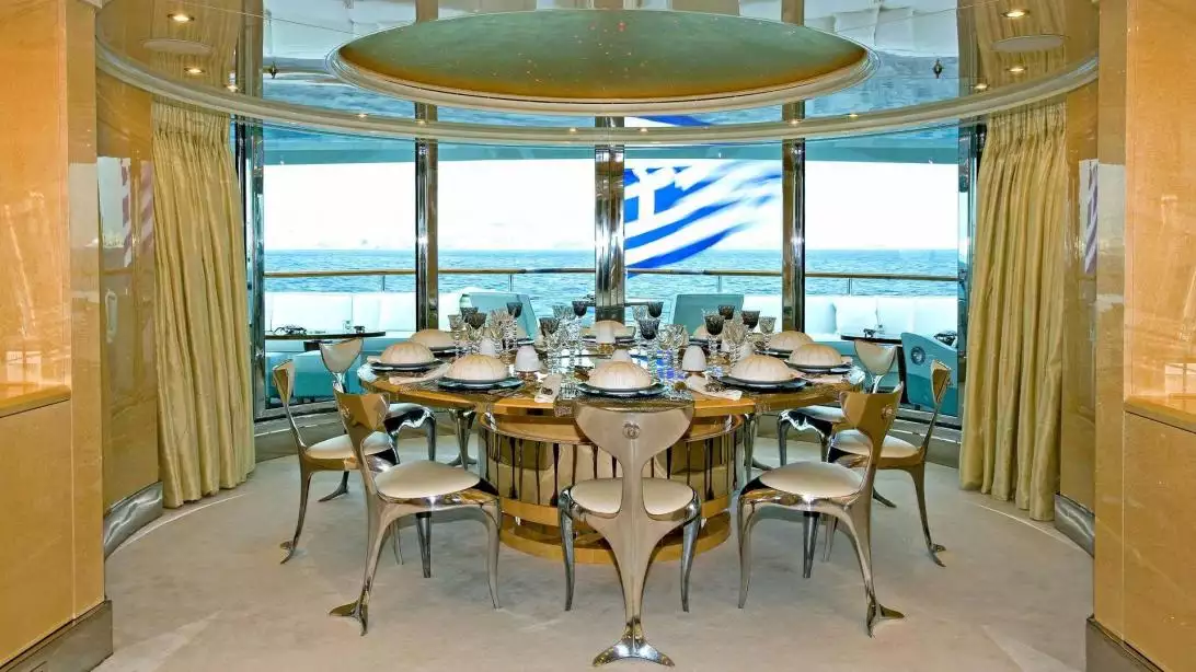 Benetti yacht SUNDAY interior 