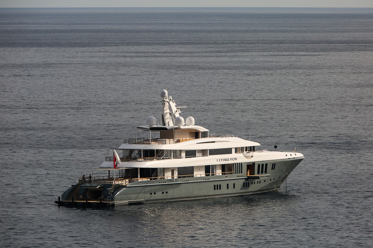 dona bertarelli yacht