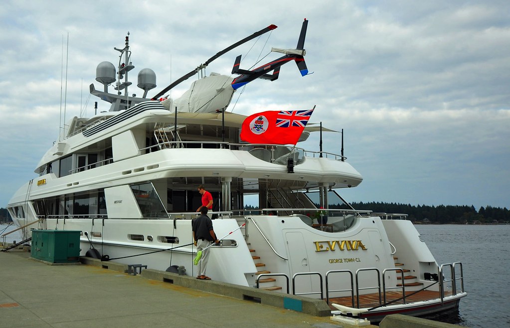 EVVIVA Yacht • Westport • 2014 • Value $30,000,000 • Owner John Orin Edson