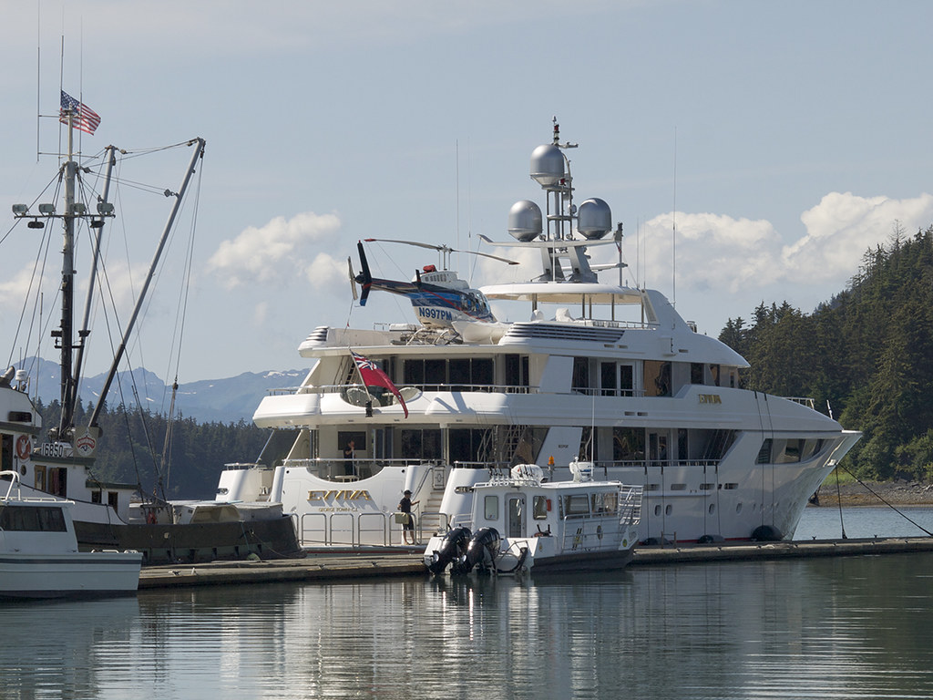 EVVIVA Yacht • Westport • 2014 • Valeur $30 000 000 • Propriétaire John Orin Edson