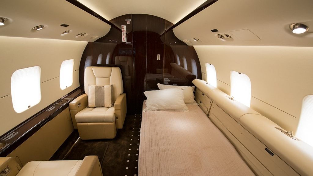 N500BF Bombardier Global 6000 Brian Francia jet privado