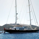 NAZENIN V Yacht • RMK Marine • 2009 • Proprietario Mustafa Rahmi Koc