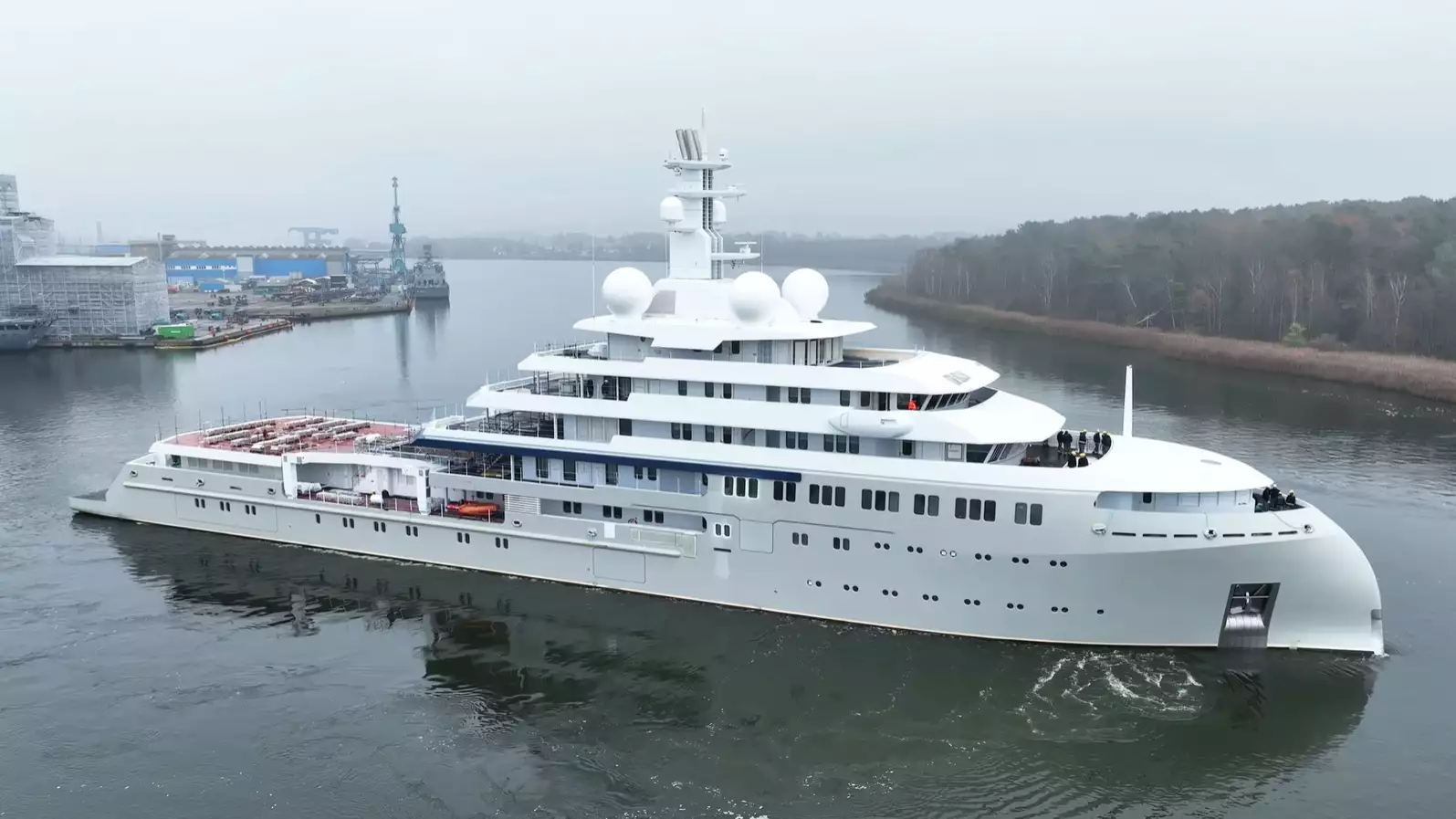 SHACKLETON Yacht • Lurssen • 2023 • Proprietario Len Blavatnik