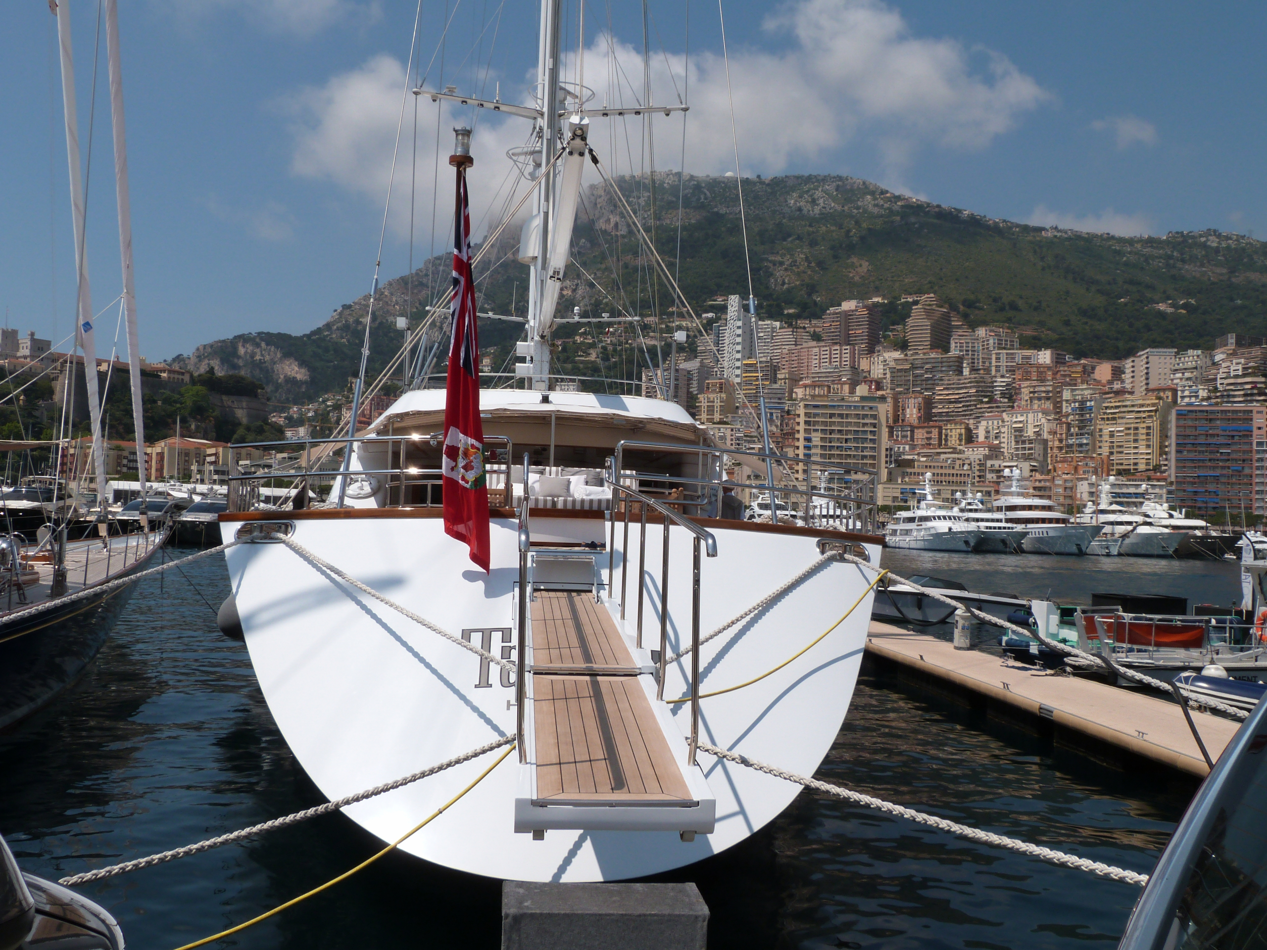 TAOUEY Yacht • Perini Navi • 1994 • Eigentümer Jean-Claude Mimran