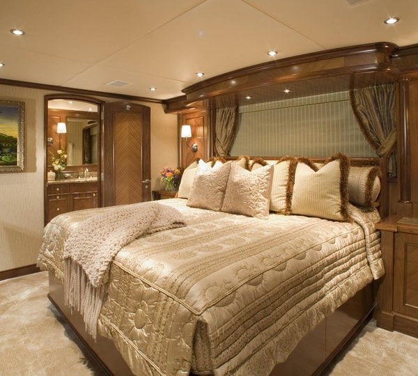 Interiore del piccolo yacht LOHENGRIN