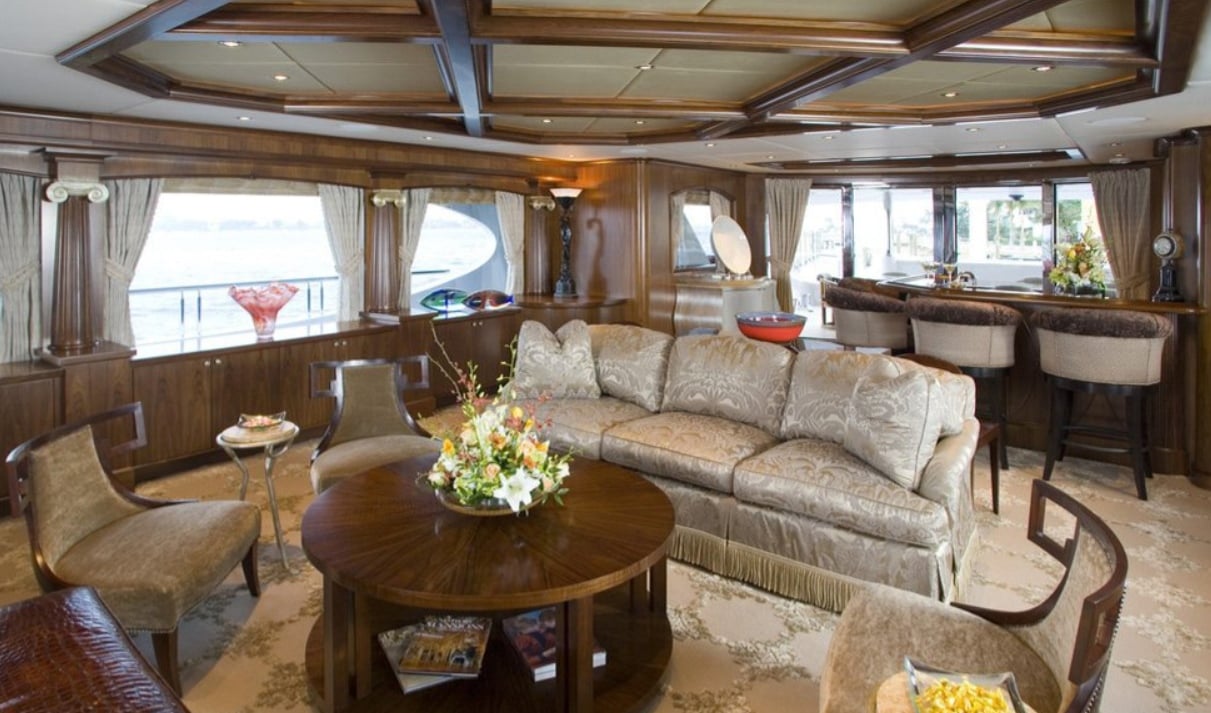 Interiore del piccolo yacht LOHENGRIN