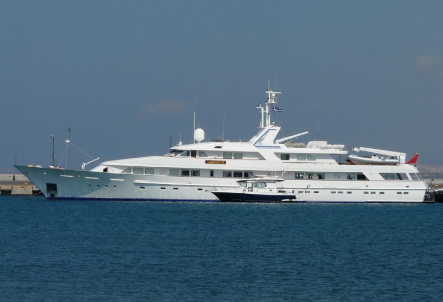 Яхта VARMAR VE • Feadship • 1986 • Владелец Вардис Вардиногианнис