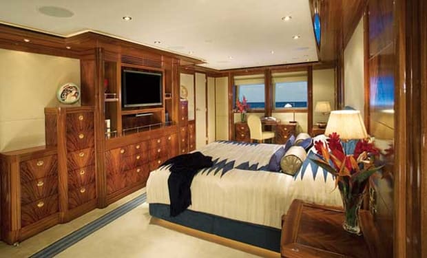 Westport yacht EVVIVA interior