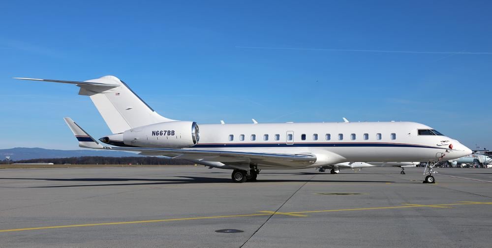N667BB Bombardier GLobal  5000 Felix Baker