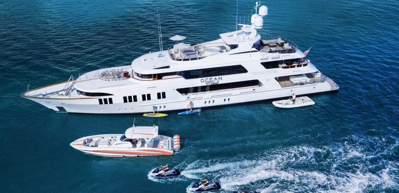 Yacht OCEAN CLUB • Trinity • 2009 • Proprietario Douglas Traina