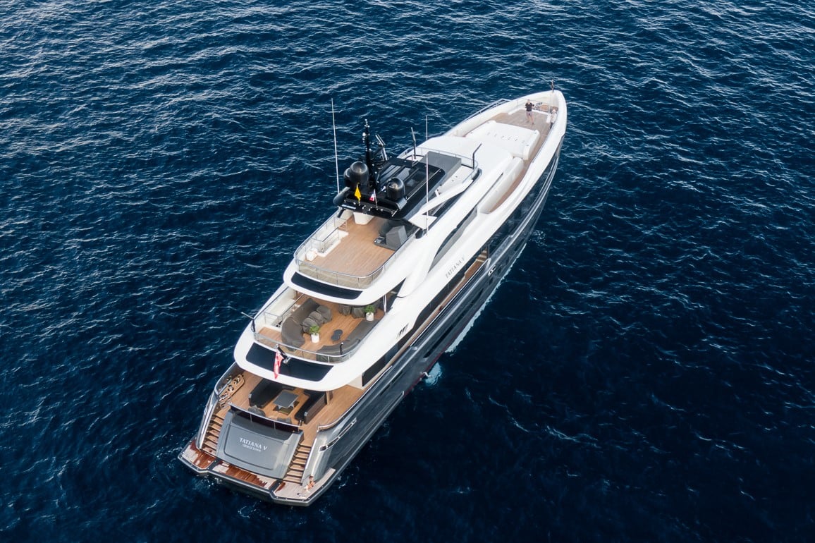 Yacht TATIANA V • Mengi-Yay • 2019 • propriétaire Shapoor MISTRY
