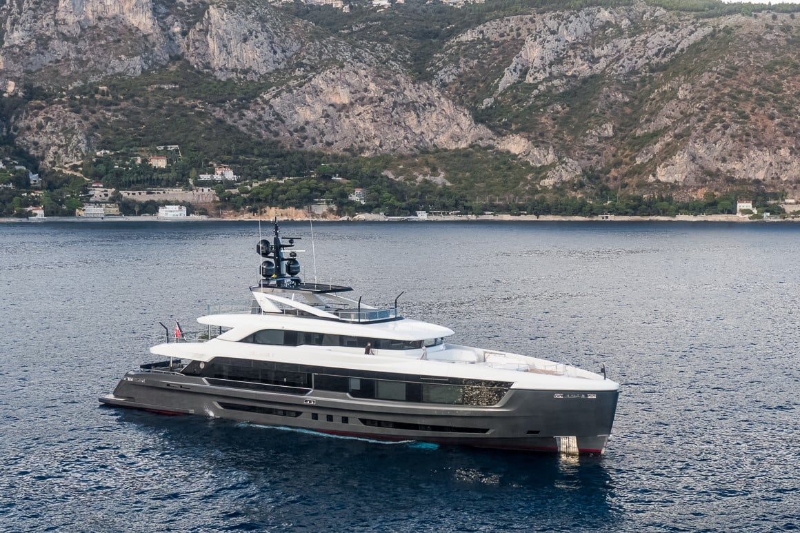 TATIANA V yacht • Mengi-Yay • 2019 • owner Shapoor MISTRY