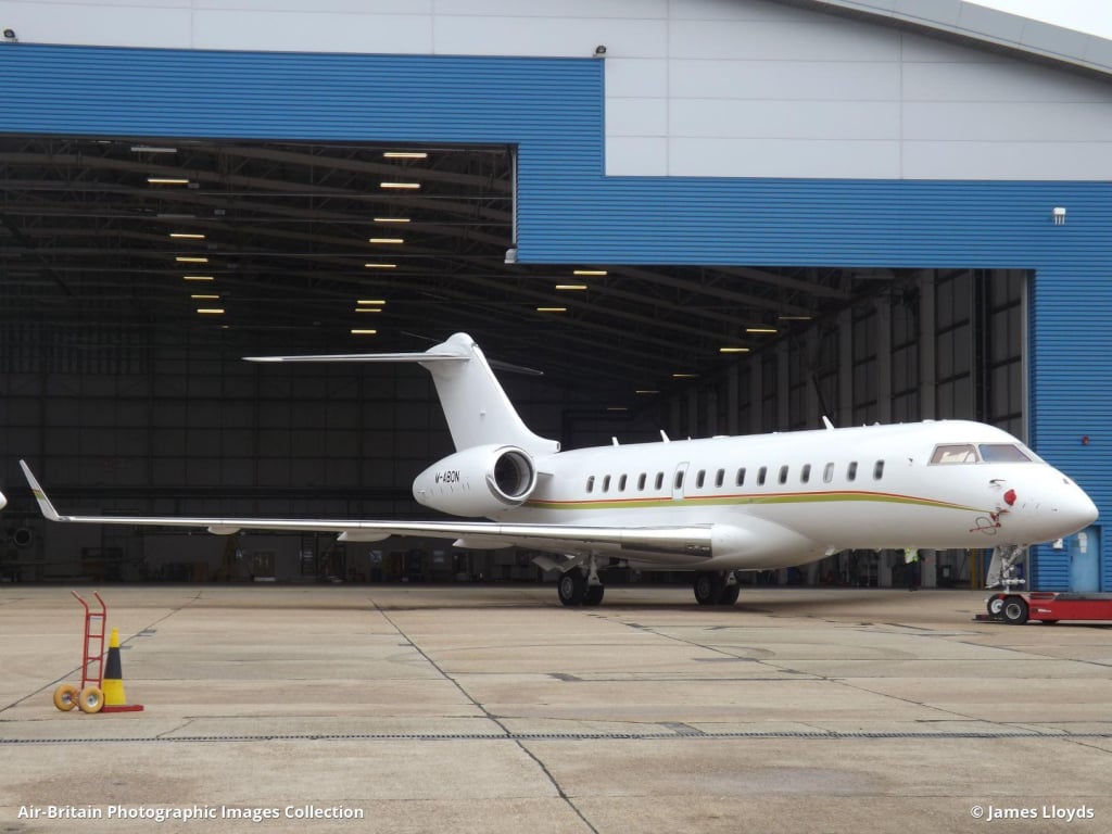 M-ABON Bombardier Global 6000 Paul Coulson