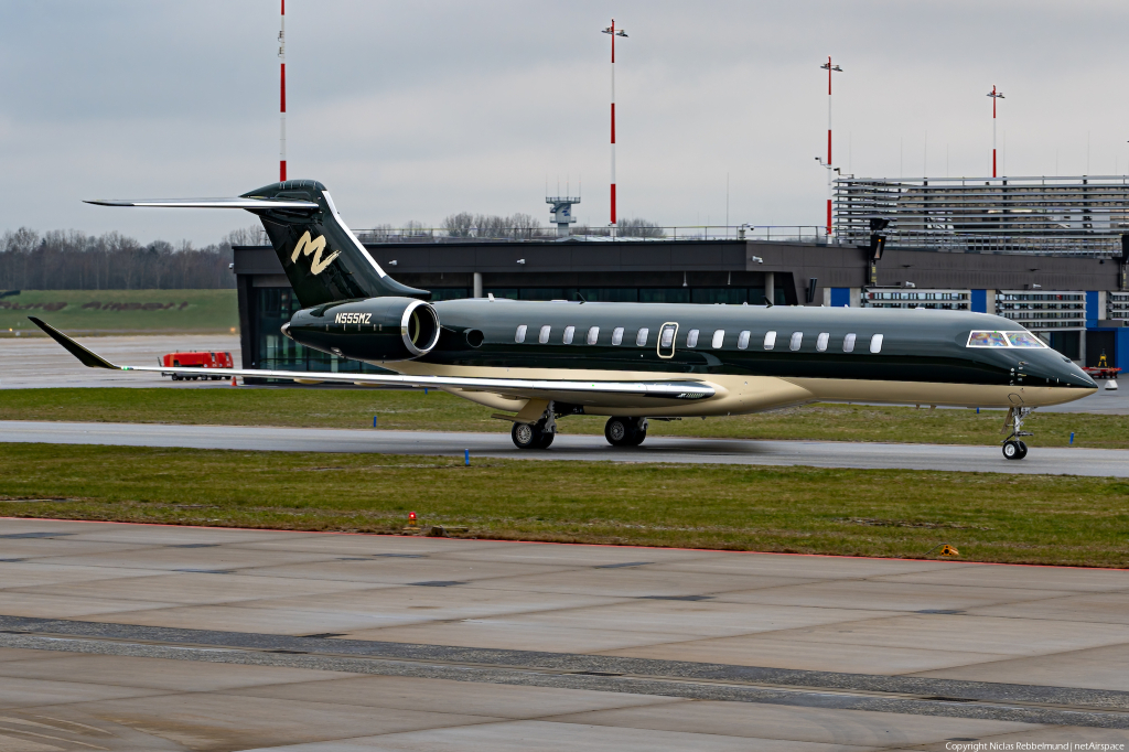 N555MZ • Bombardier Global 7500 • Бизнес-джет Юсаку Маэдзава