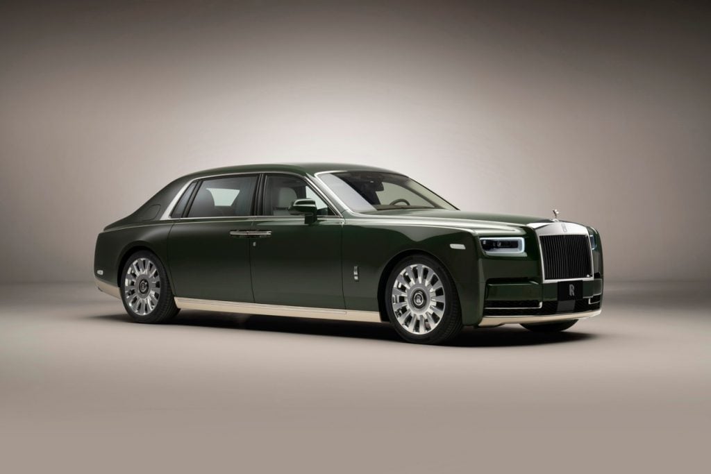 Yusaku Maezawa Rolls Royce Oribe Verde Interno Hermes (