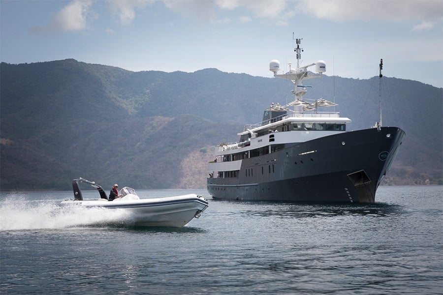 AQUA BLU Yacht • Brooke • Owner Francesco Galli Zugaro