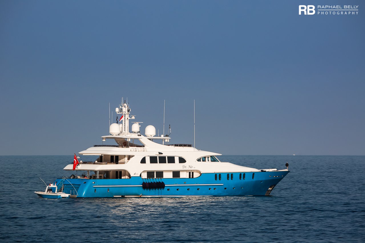 AQUA MARE Yacht • CRN • 1998 • Armatore Francesco Galli Zugaro