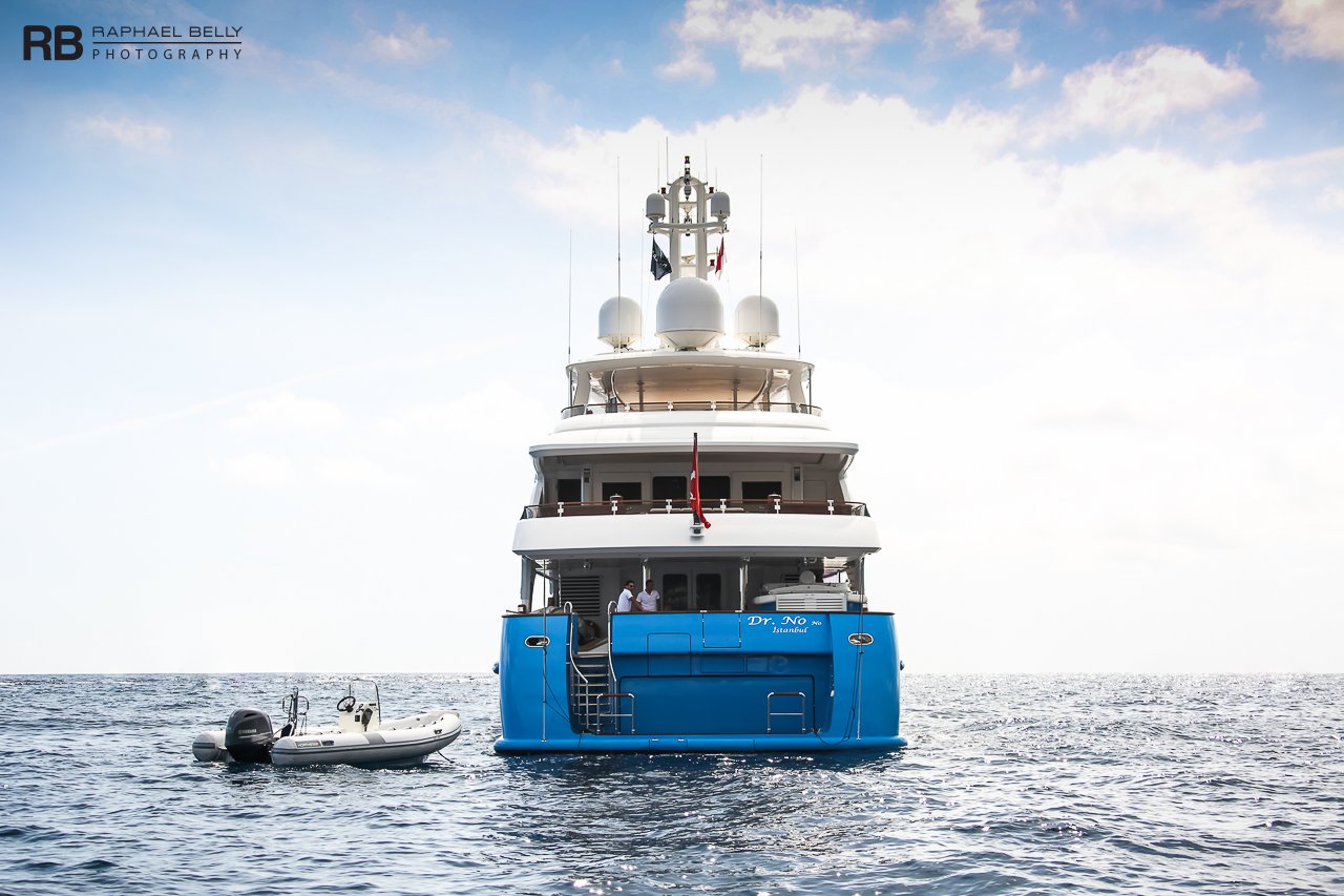 AQUA MARE Yacht • CRN • 1998 • Owner Francesco Galli Zugaro