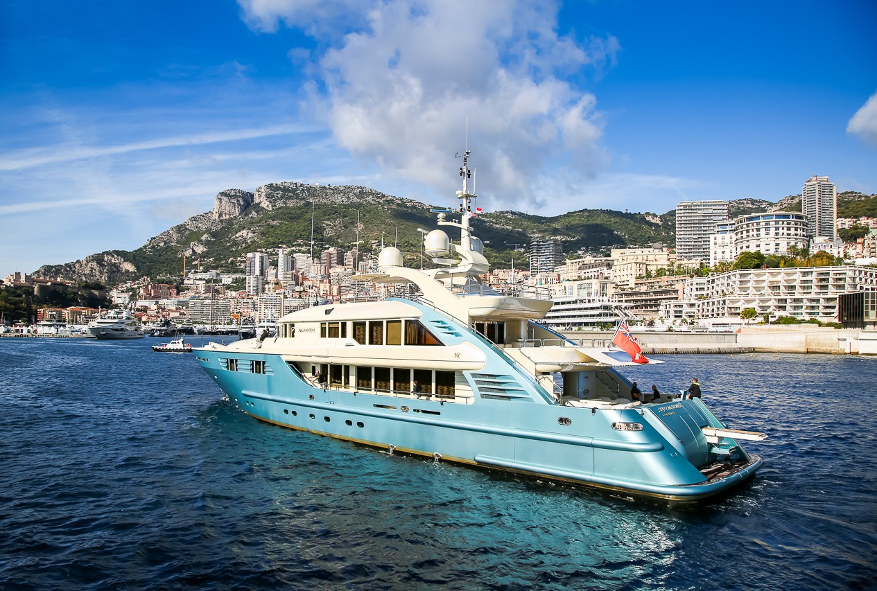 AQUAMARINA Yacht - ISA Yachts  - 2007