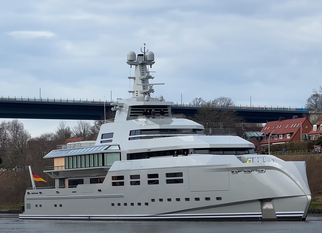 NORN Yacht • Lurssen • 2023 • المالك Charles Simonyi