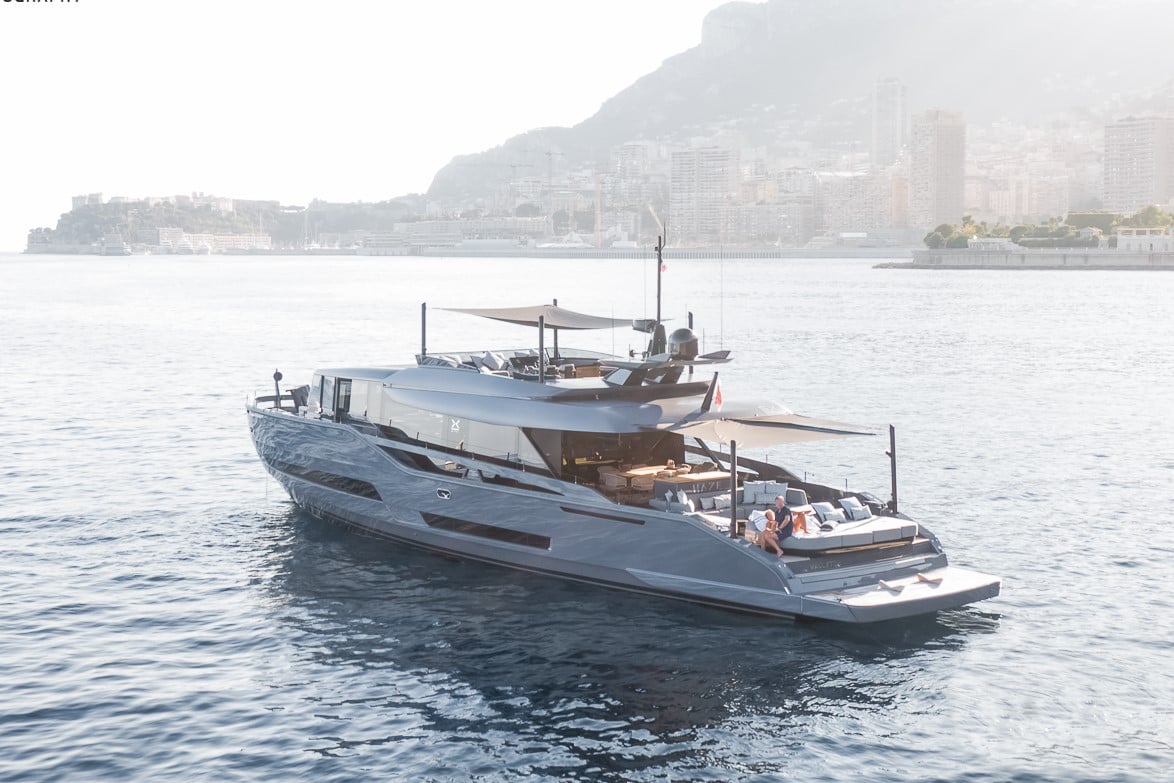 HAZE Yacht • Extra Yachten • 2020 • Besitzer Steve Rigby