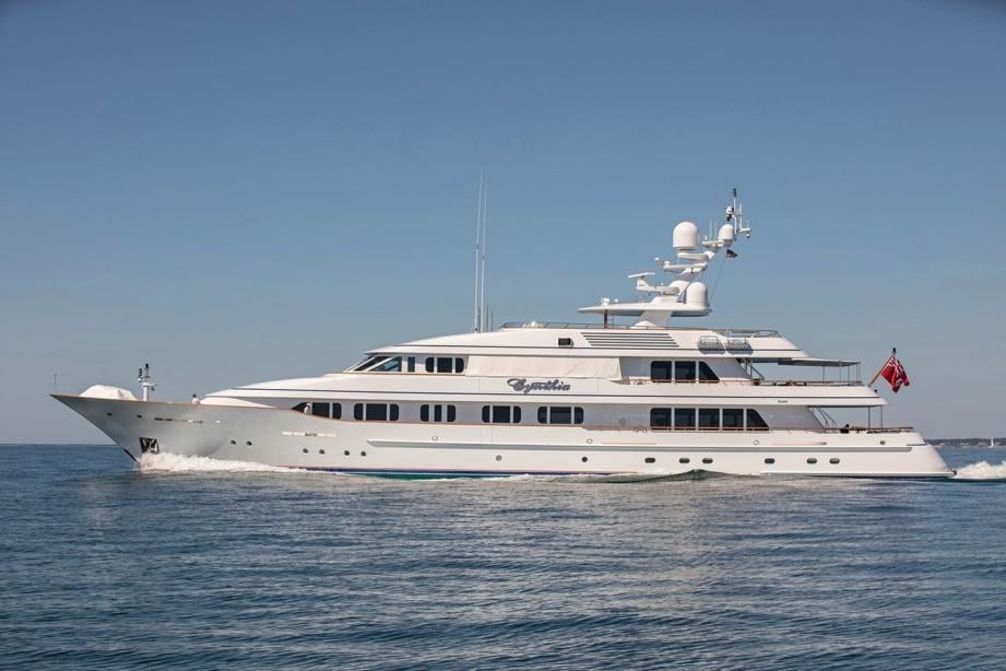 MARY A Yacht • Feadship • 2005 • Proprietário Thomas O'Malley