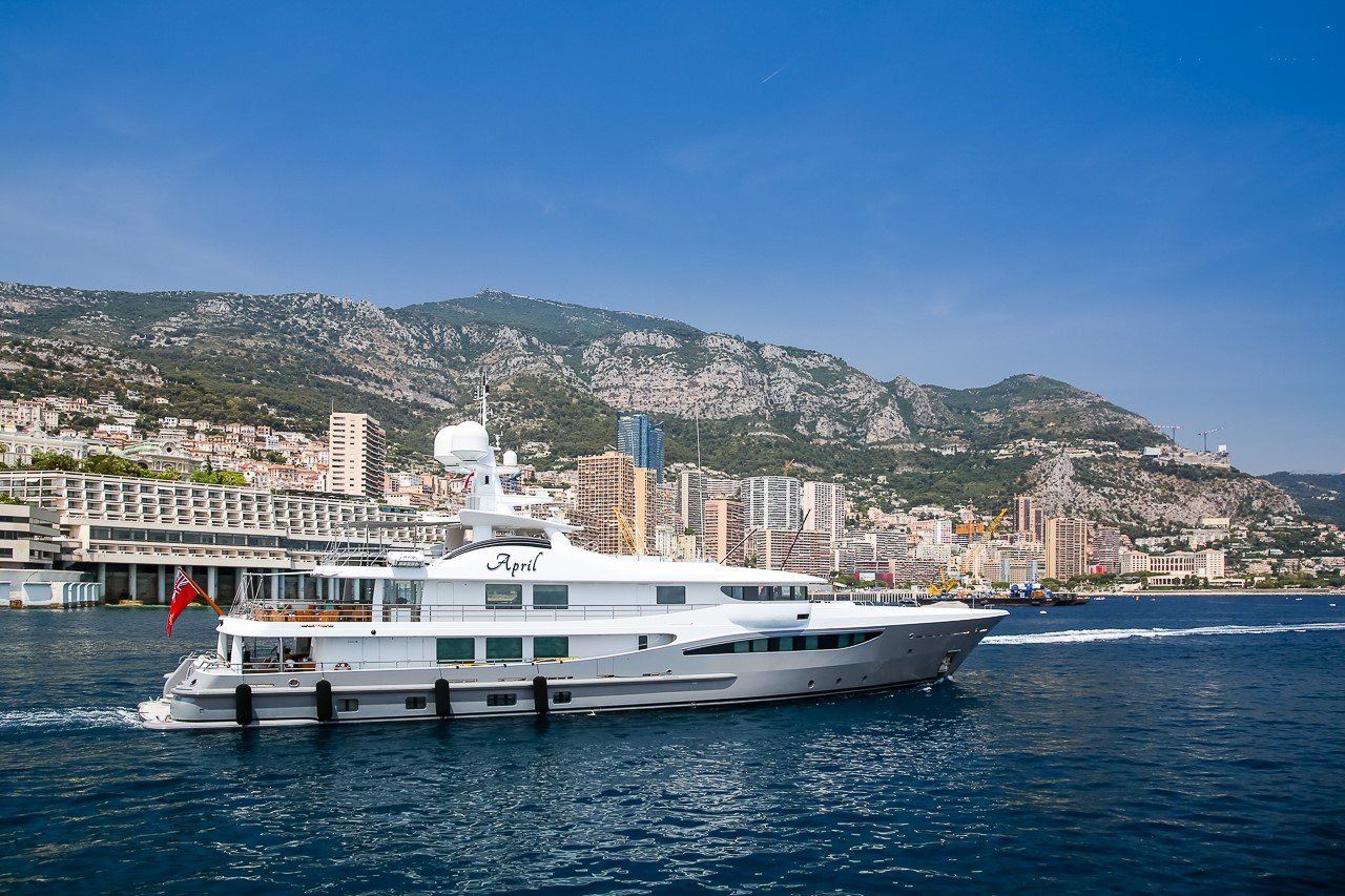 LIND Yacht • Amels • 2010 • Proprietario Peter Alexander Wacker