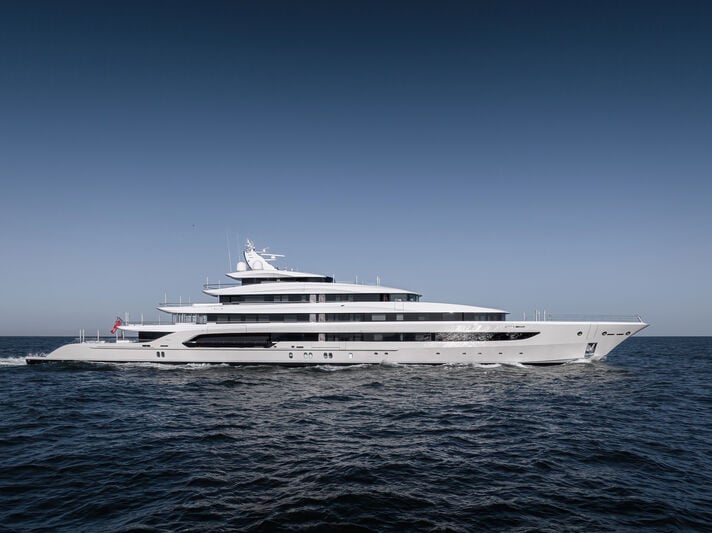 H3 Yacht • Oceanco • 2000 • مالكه وليد إبراهيم