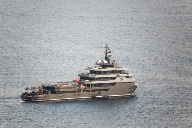 Q Yacht • Roy E. Carroll 80M Support Vessel