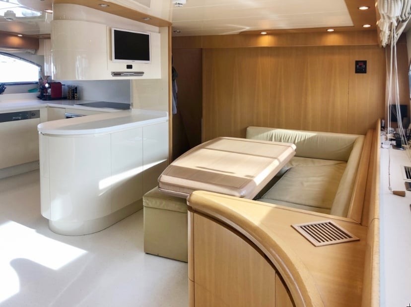 St Vitamin yacht interior