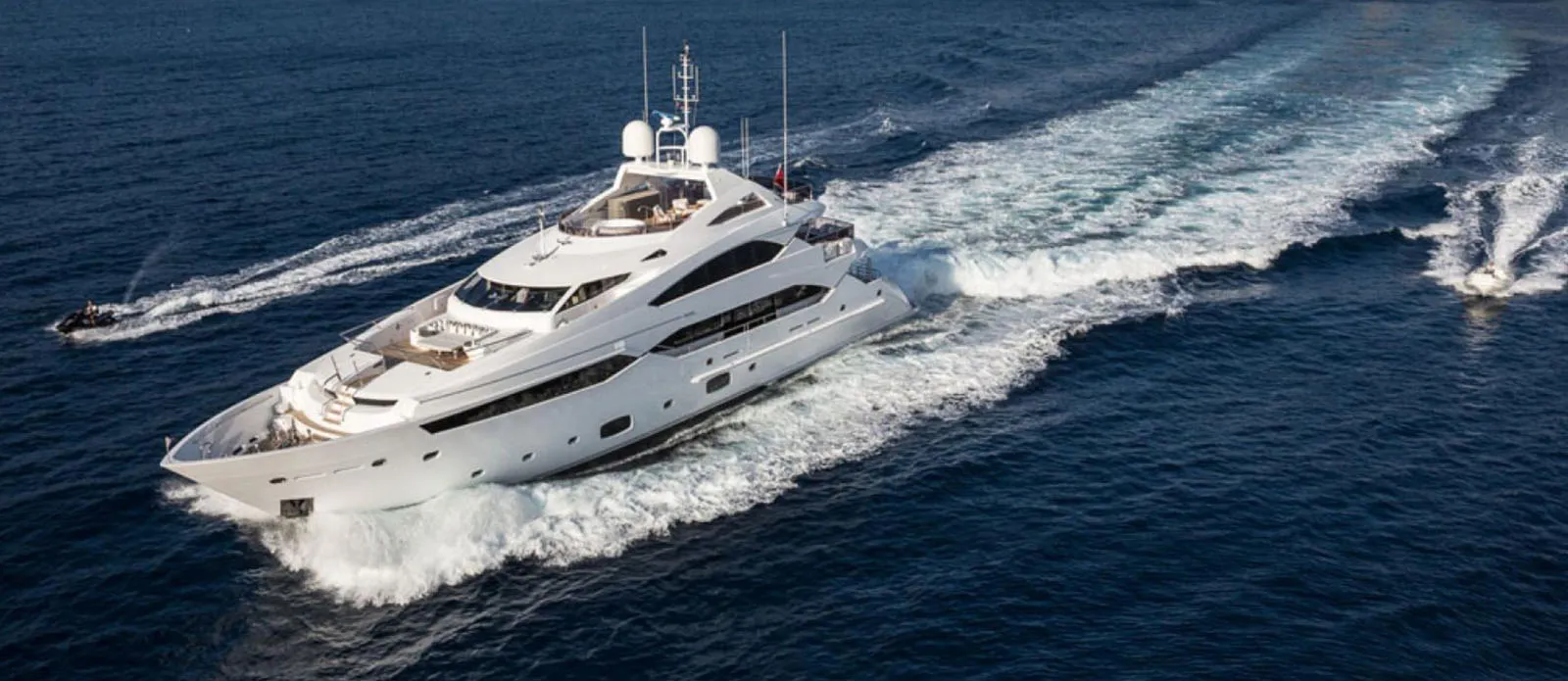 THUMPER Yat • Sunseeker • 2014