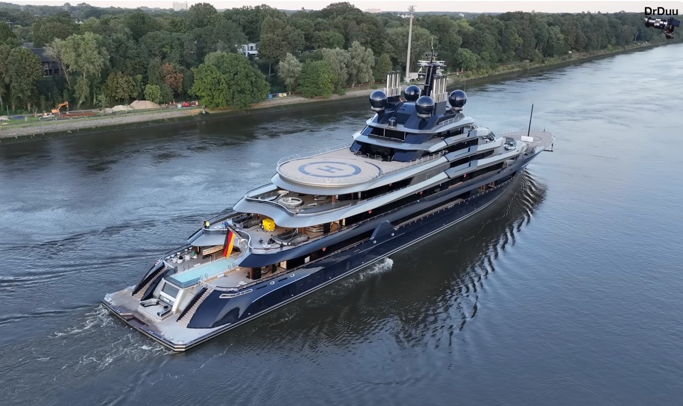 YACHT LUMINANCE • Lurssen • 2023 • Rinat Akhmetov