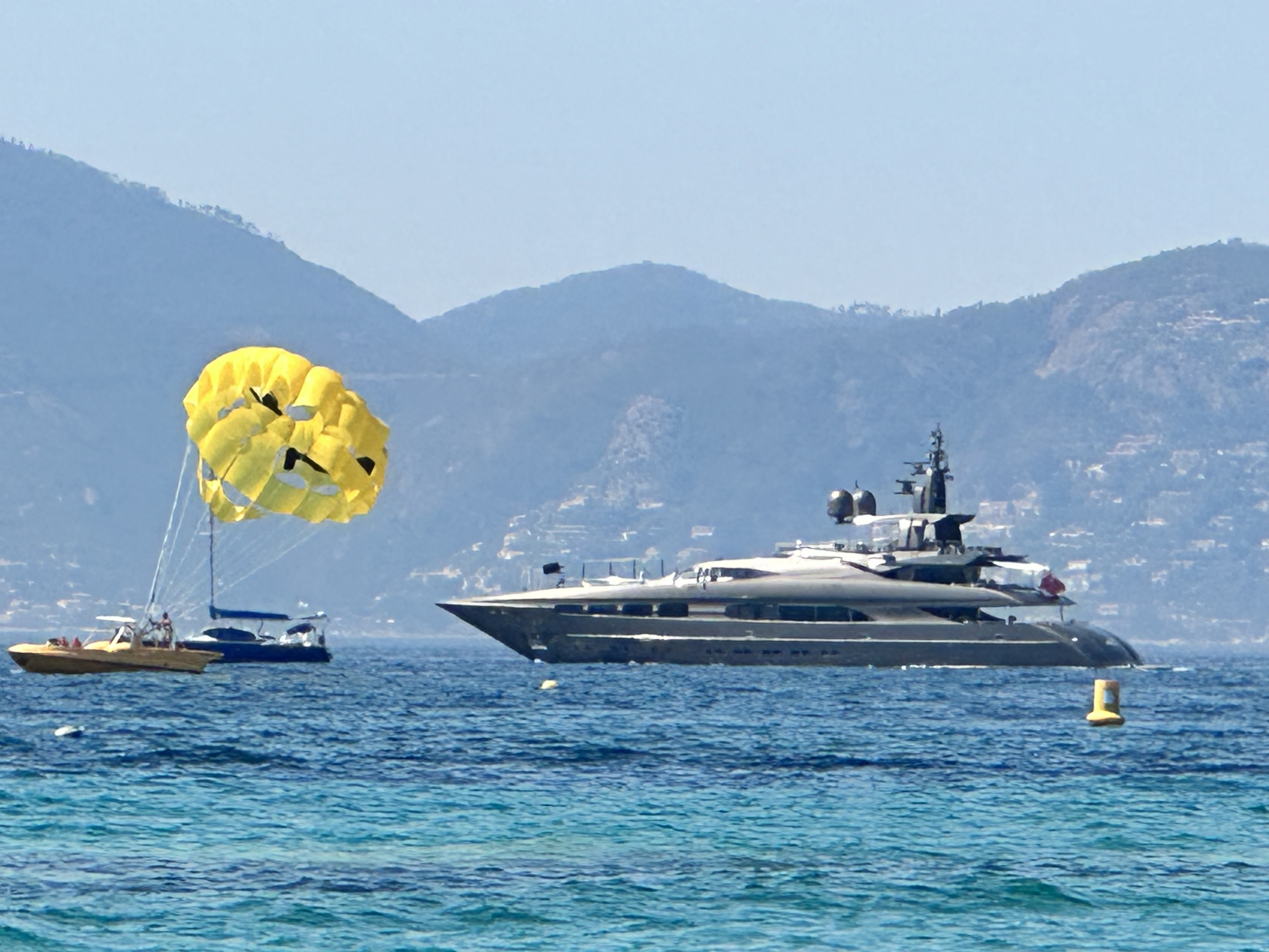 MRS L Yacht • Mondomarine • 2009 • kiracı Murtaza Lakhani