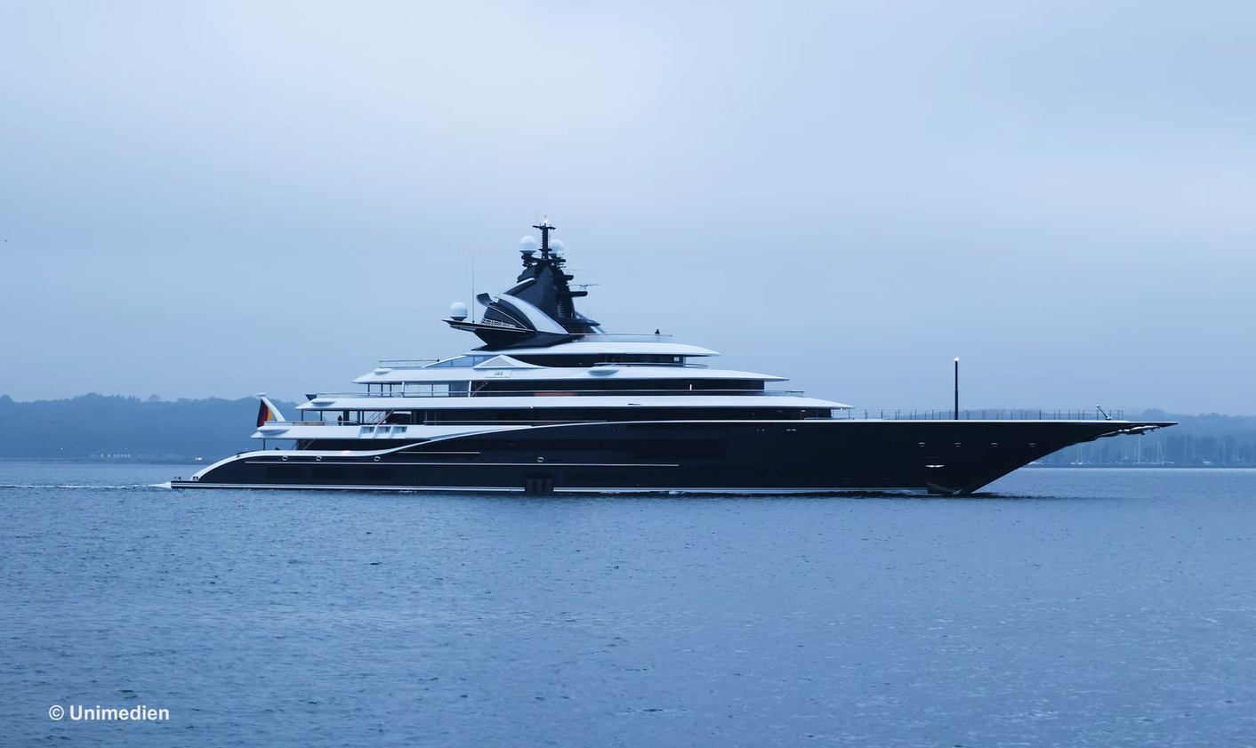 KISMET Yacht • Lurssen • 2023 • propriétaire Shahid Khan 