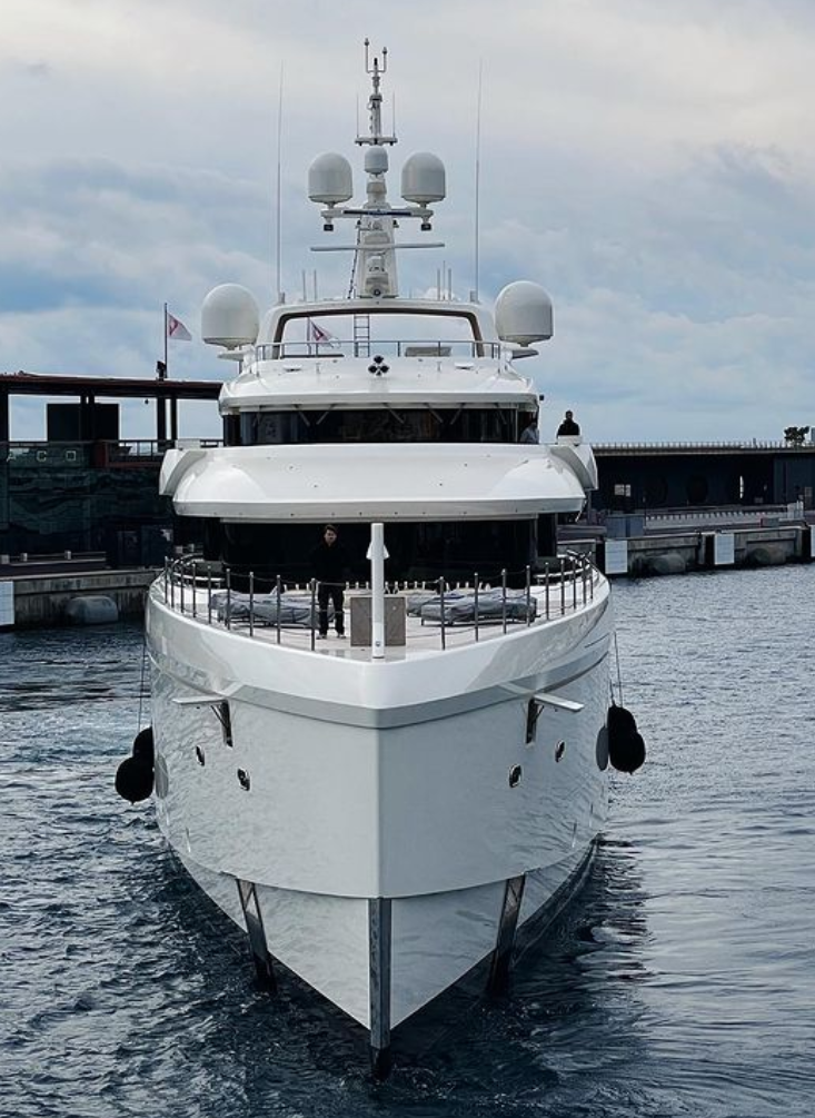Yate KASPER 7 • Benetti • 2023 • Propietario libanés