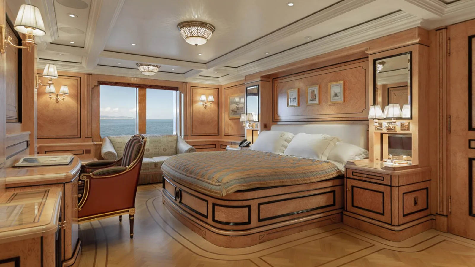 Intérieur du yacht Lurssen Al Said