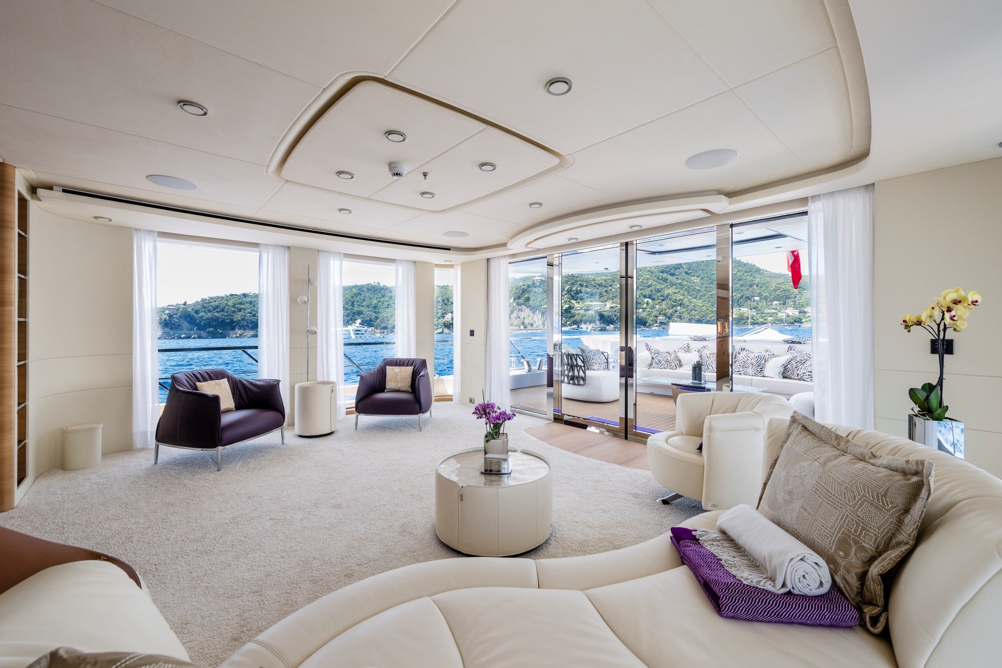 Hakvoort Yacht MILELE interior