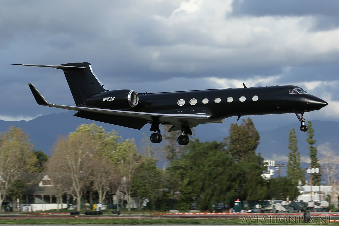 N1969C Gulfstream G550 Sean Combs (DIDDY) özel jet